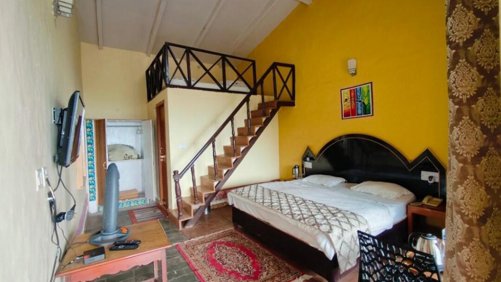 Room image 5